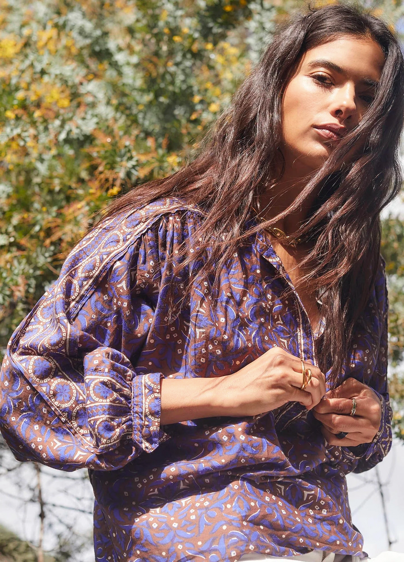 Arden top in royal brown