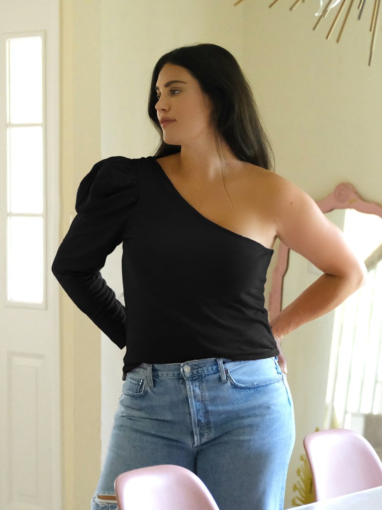 Sabrina one shoulder tee in black
