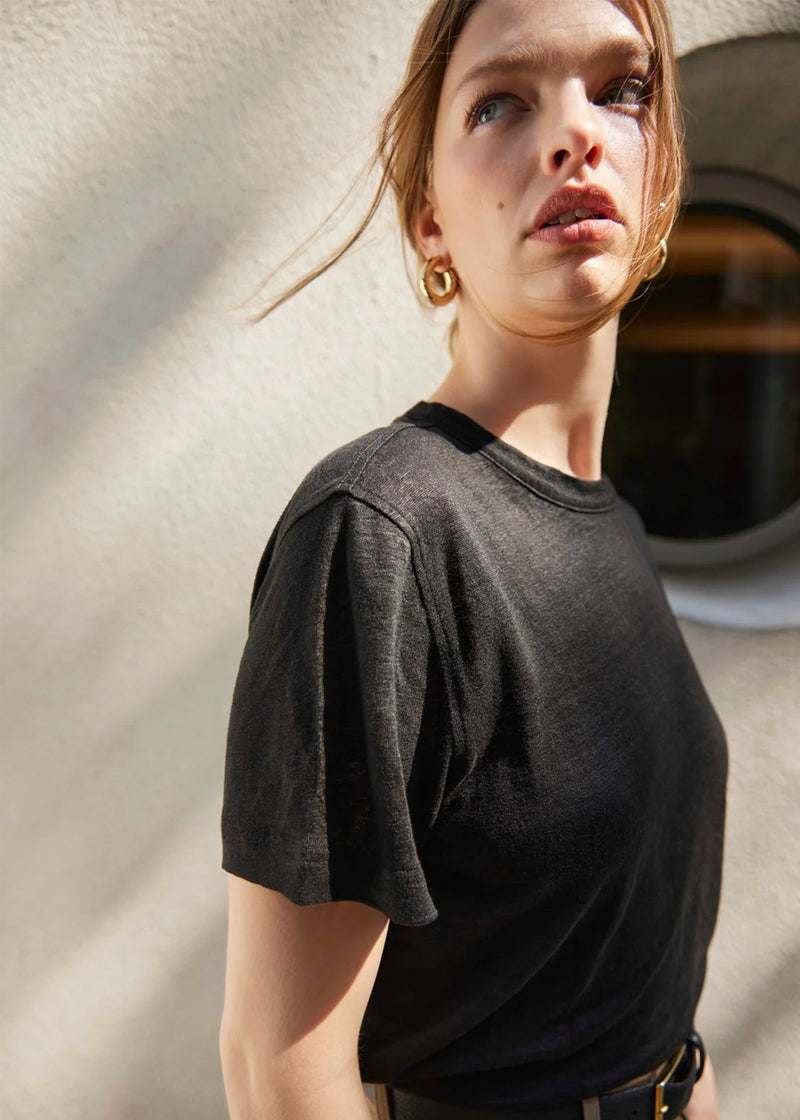 *PREORDER* The linen perfect tee in black