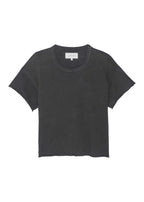 The crop tee in washed black