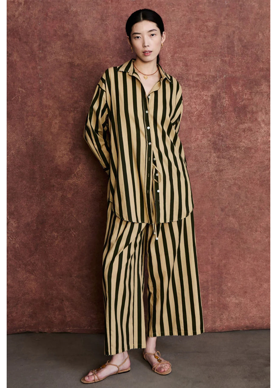 French knot stripe set in dark green