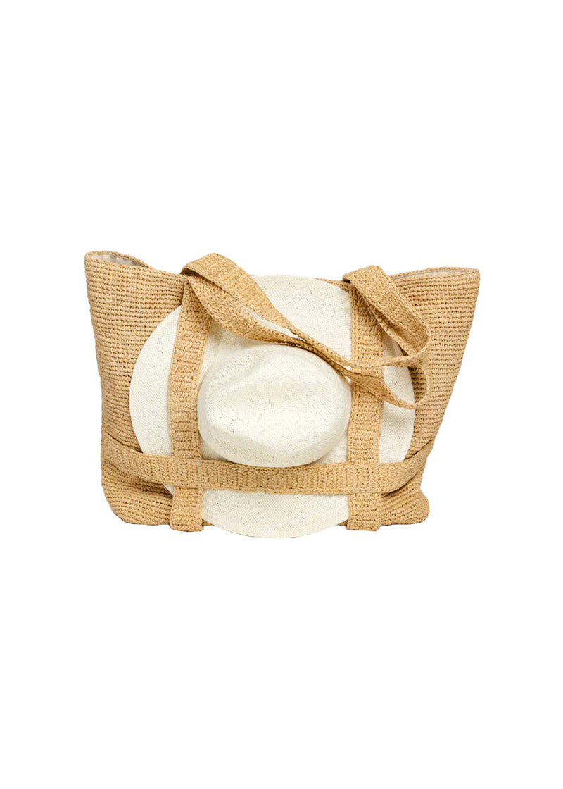 Original straw traveler bag in natural raffia