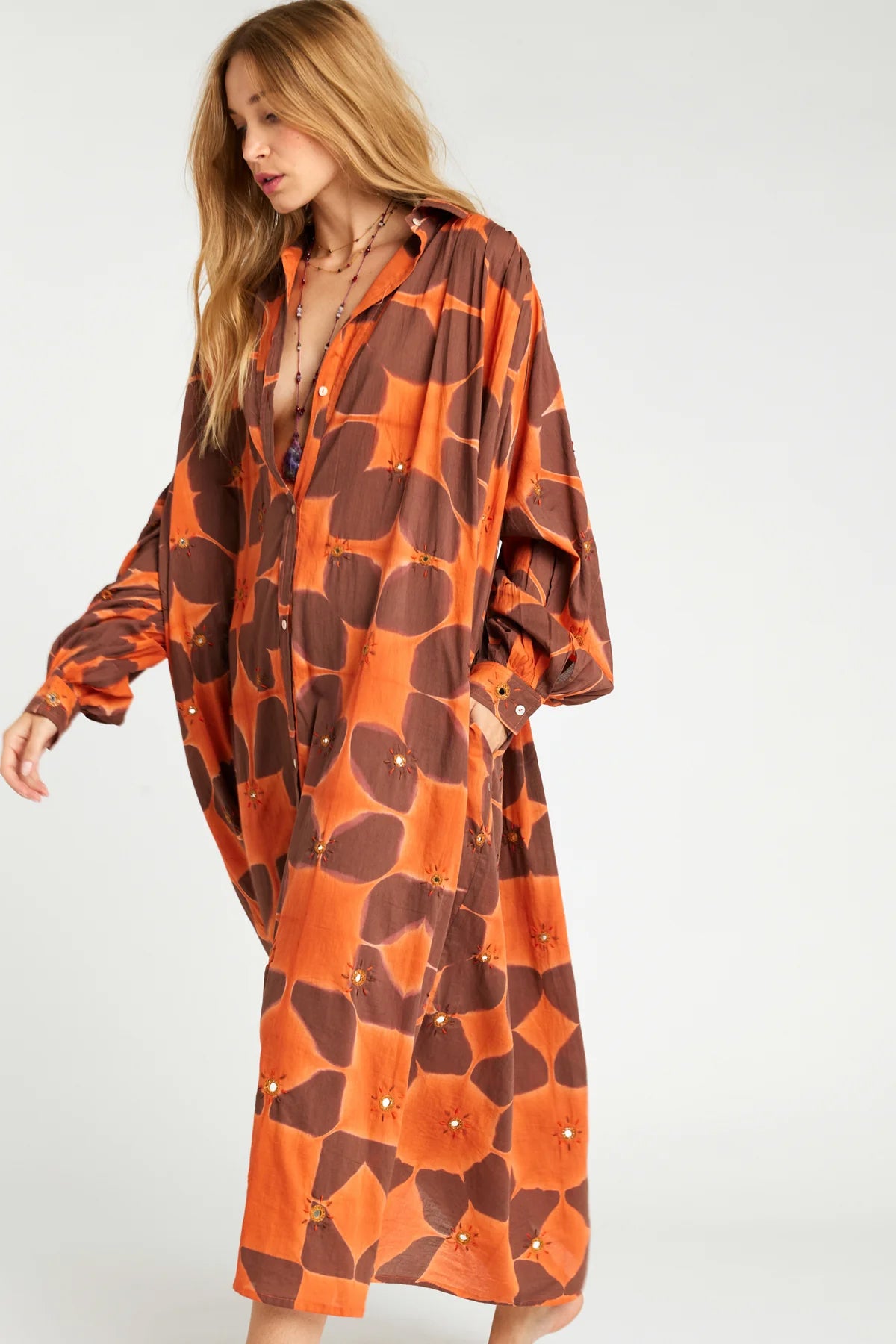 Robe tie dye dress in orang brode cramp - V de VINSTER M / Orange brode cramp Robe tie dye dress in orang brode cramp - V de VINSTER M / Orange brode cramp