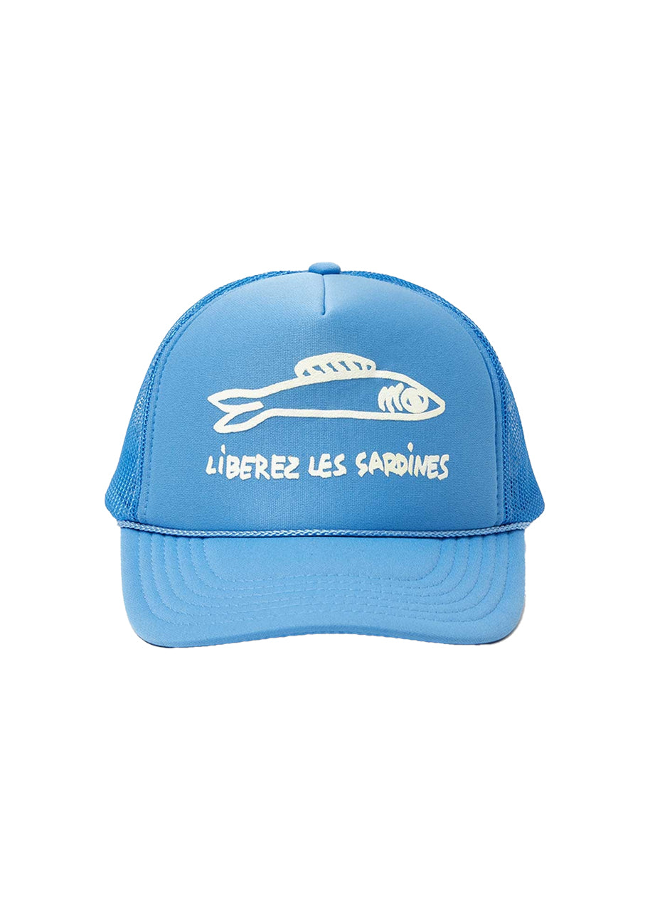 *PREORDER* Trucker hat in sky blue w/cream liberez les sardines