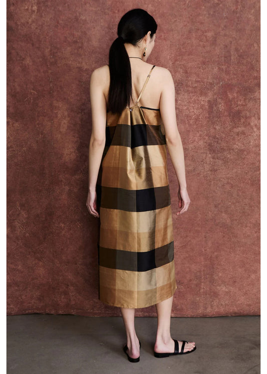 Universal silk dress in gold check