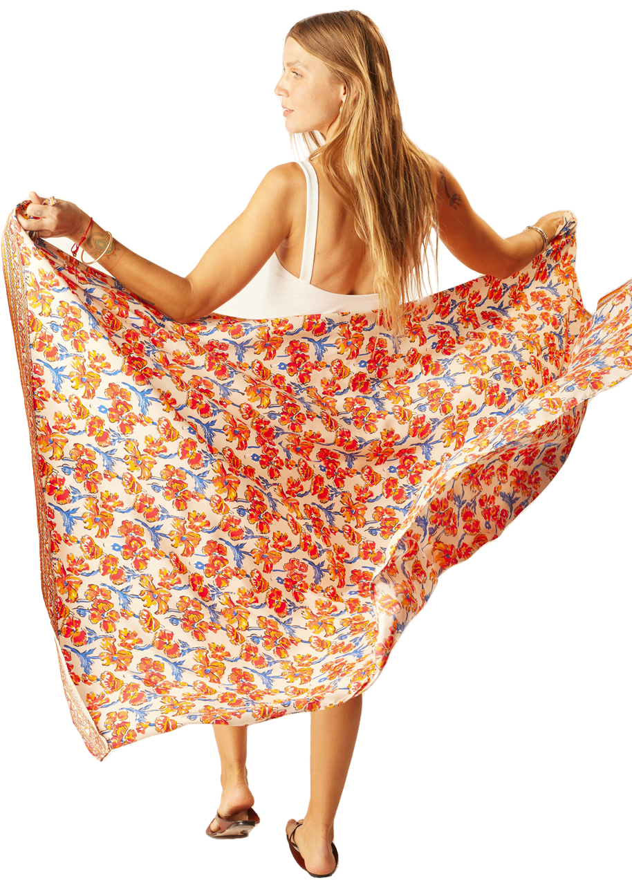 Sarong in clementine silk