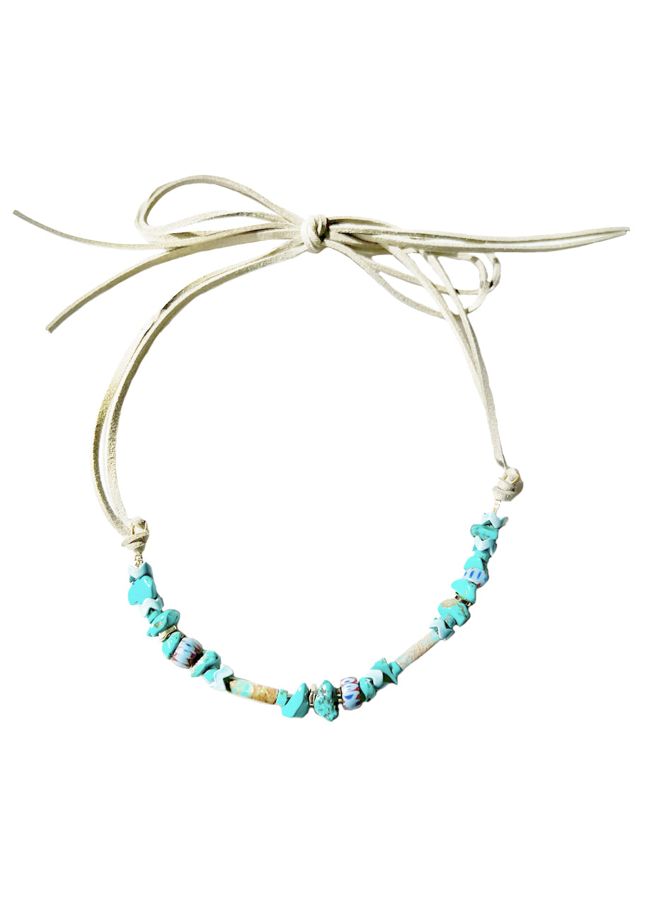 Suede turquoise necklace in ivory