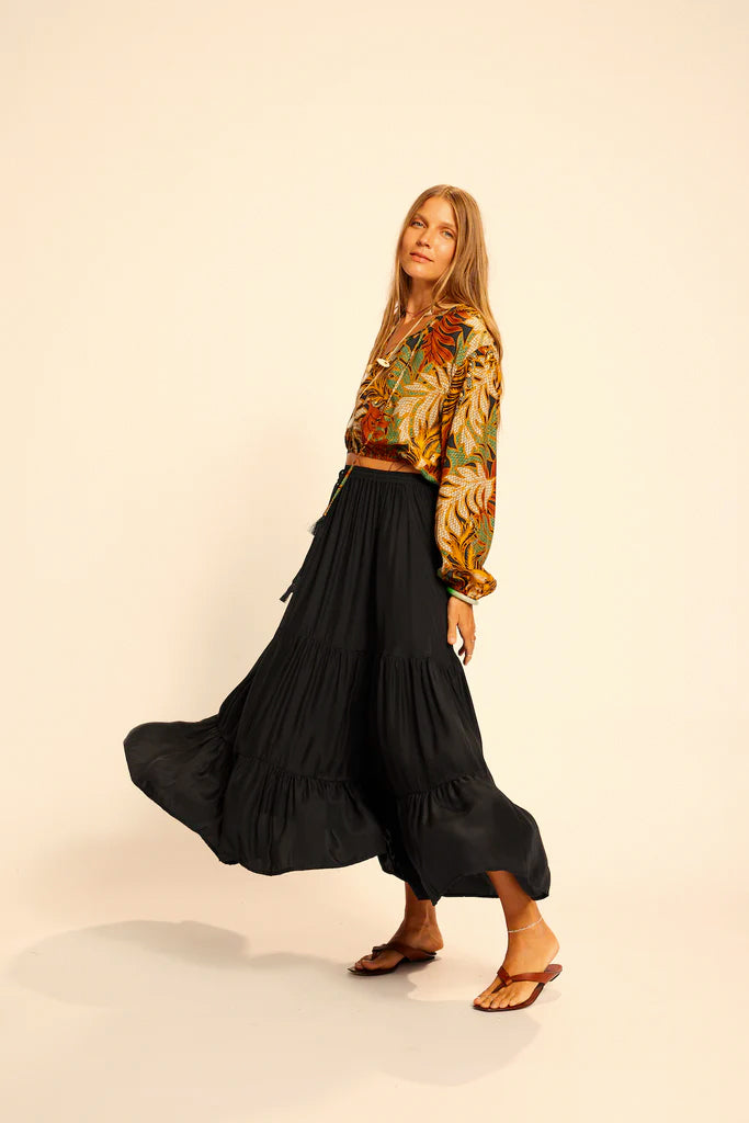 Amelia top in jungle print moss green