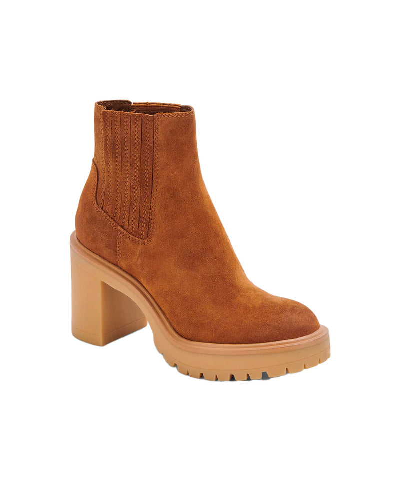 Caster H2O boot in camel suede