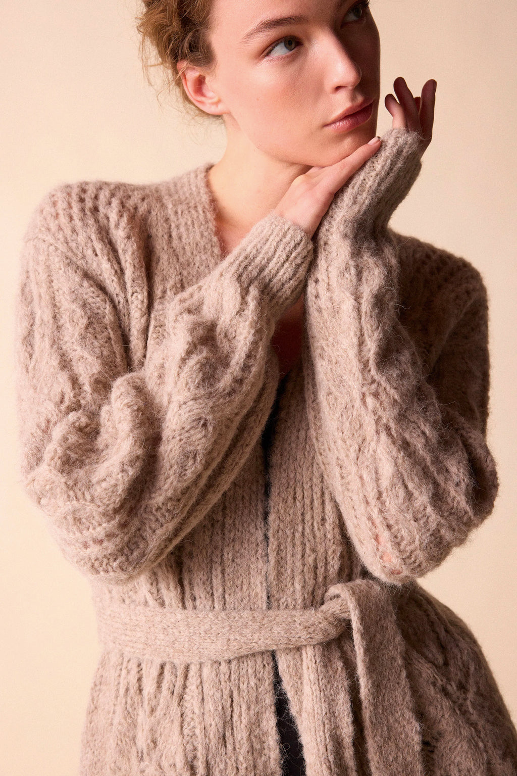 Cora sweater in beige