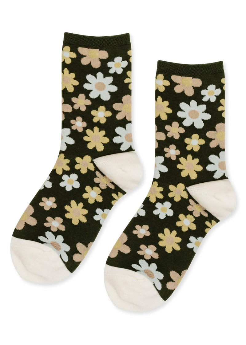 Hippy dippy flower crew socks in olive