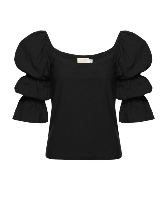 Hillary romance tee in black