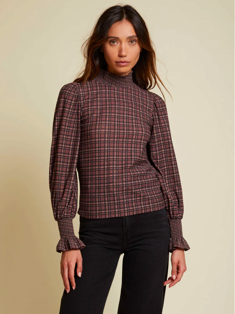 Violet prim and proper tee in tartan